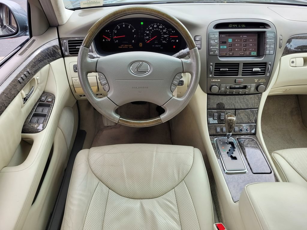 Used 2002 Lexus LS 430 RWD image 7