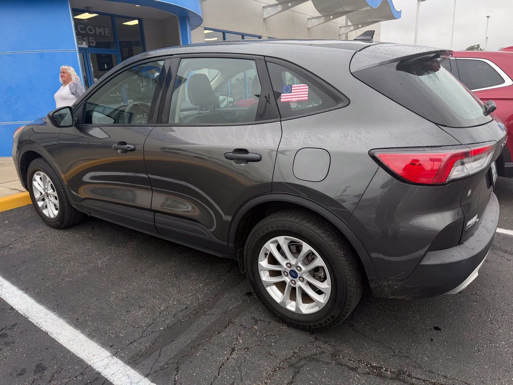 Used 2020 Ford Escape S AWD/4WD image 3