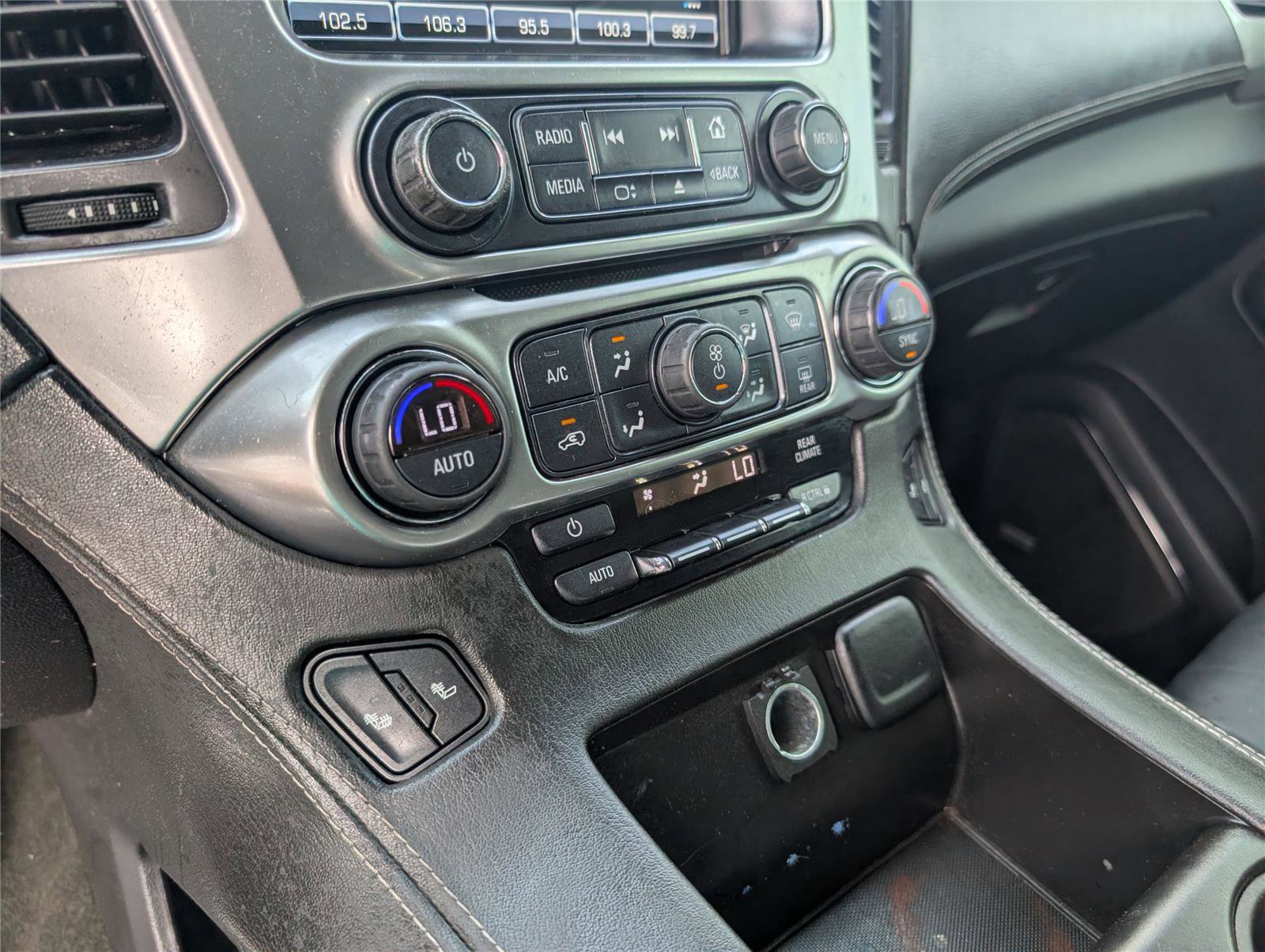 Used 2017 Chevrolet Tahoe LT image 19