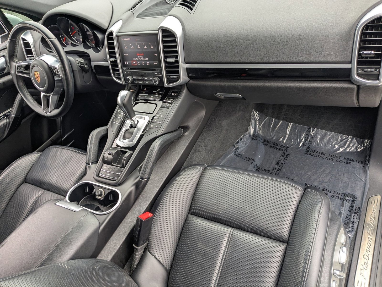 Used 2017 Porsche Cayenne Platinum Edition AWD/4WD image 21