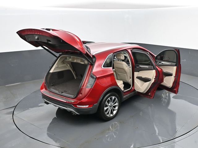 Used 2017 Lincoln MKC Premiere image 28