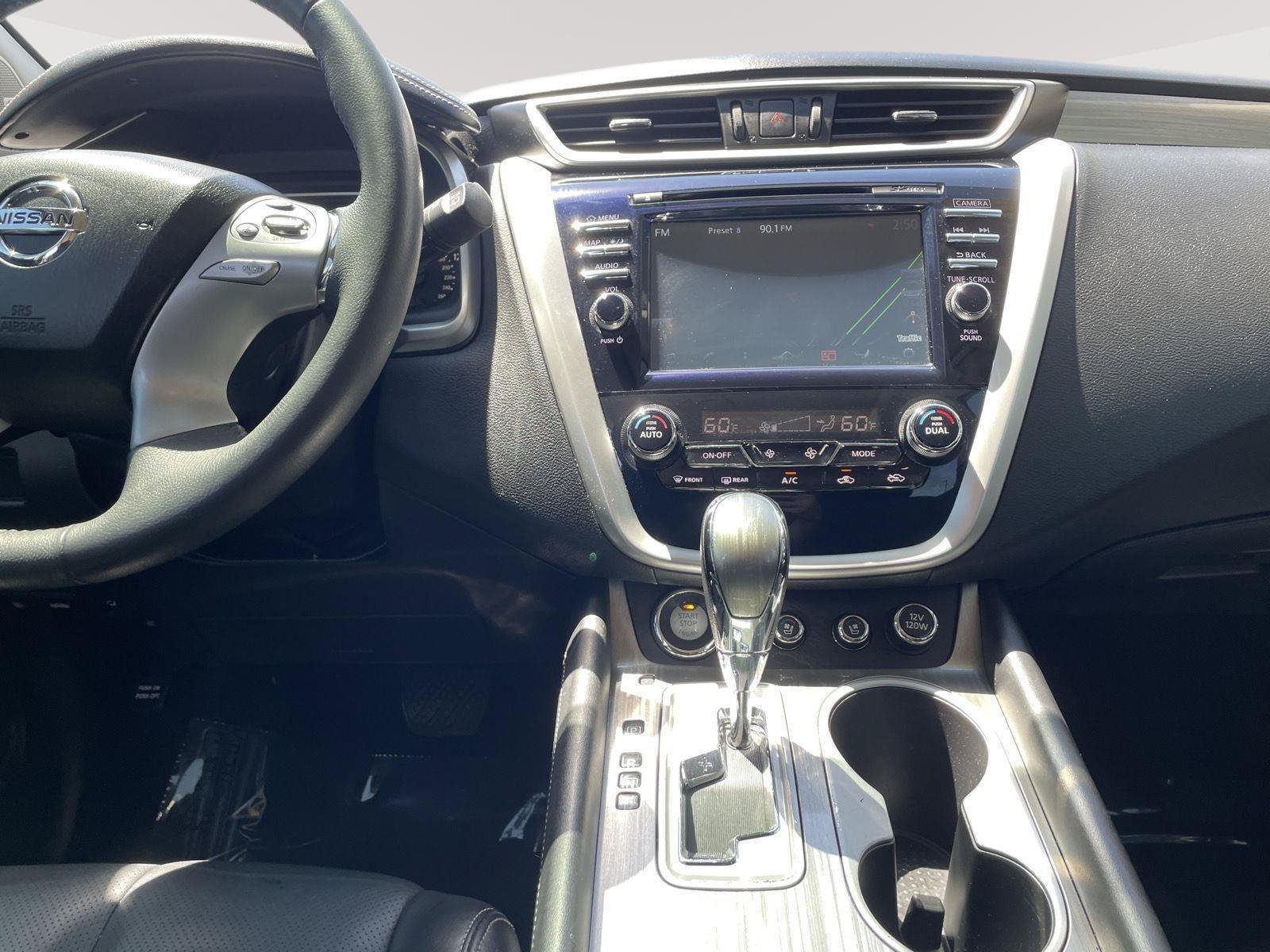 Used 2017 Nissan Murano Platinum w/ Platinum Technology Package FWD image 18