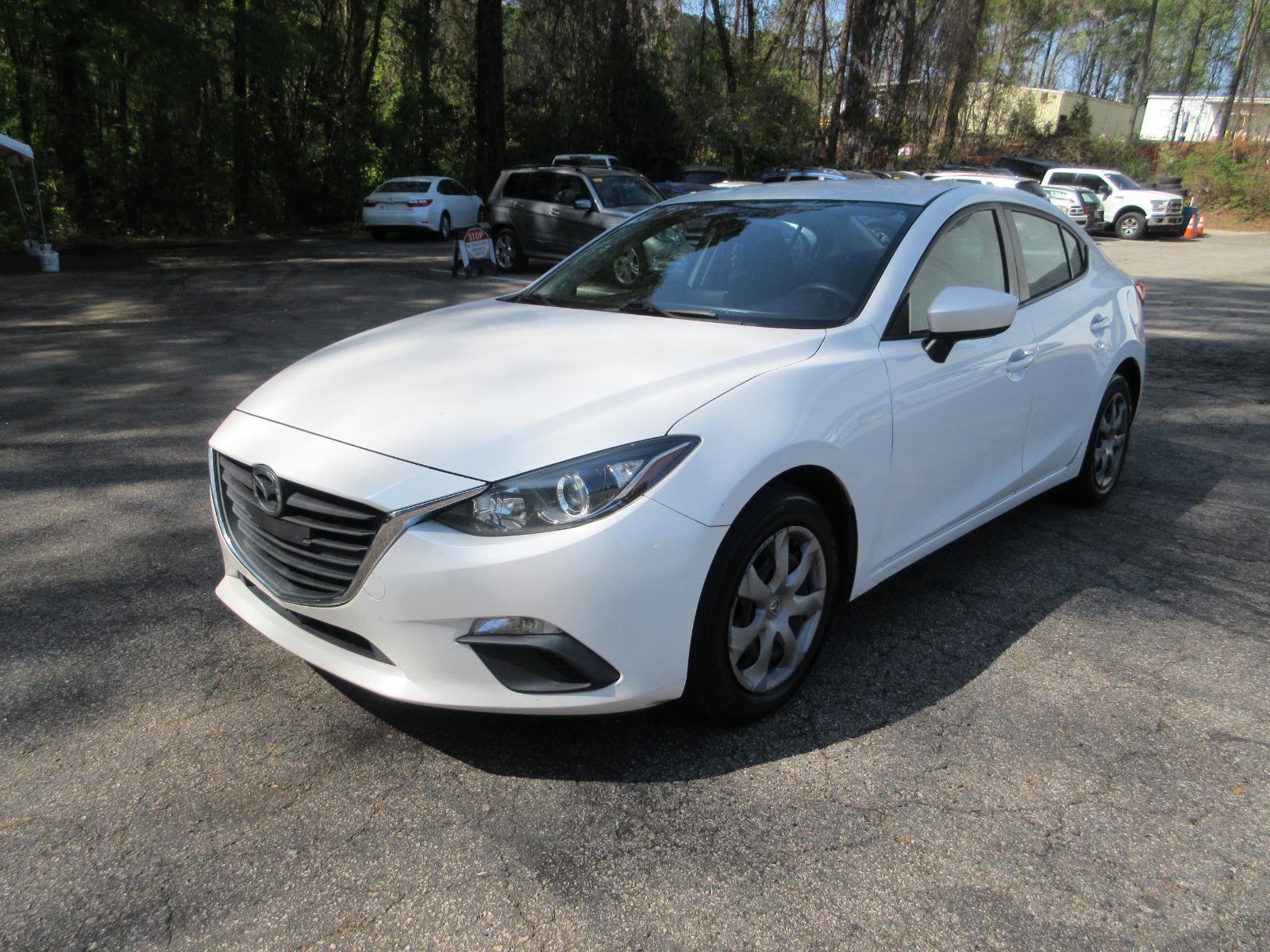 Used 2015 MAZDA MAZDA3 i Sport FWD image 1