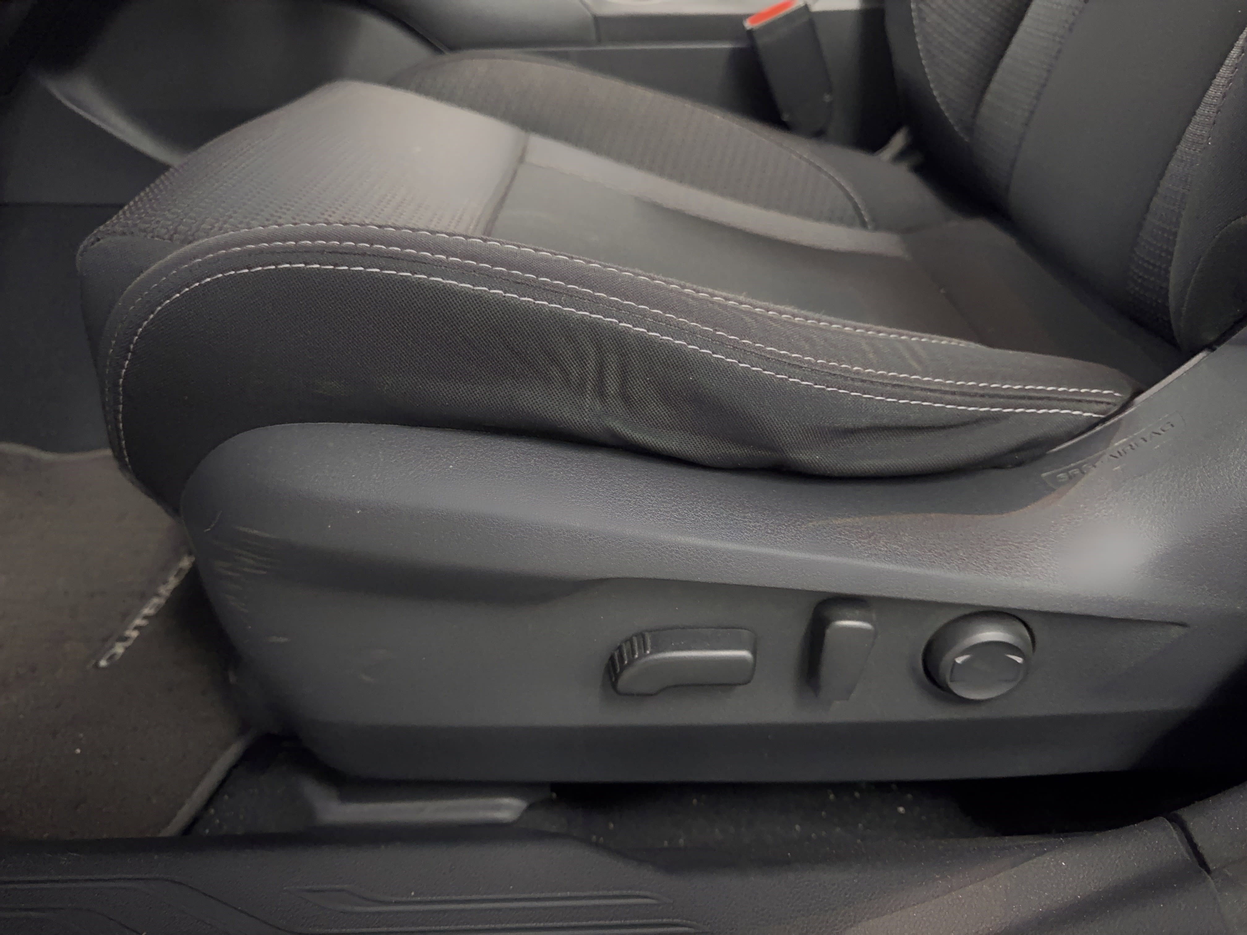 Used 2022 Subaru Outback Premium image 16