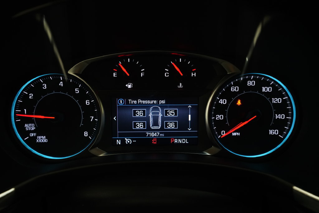 Used 2024 Chevrolet Equinox LT AWD/4WD image 2