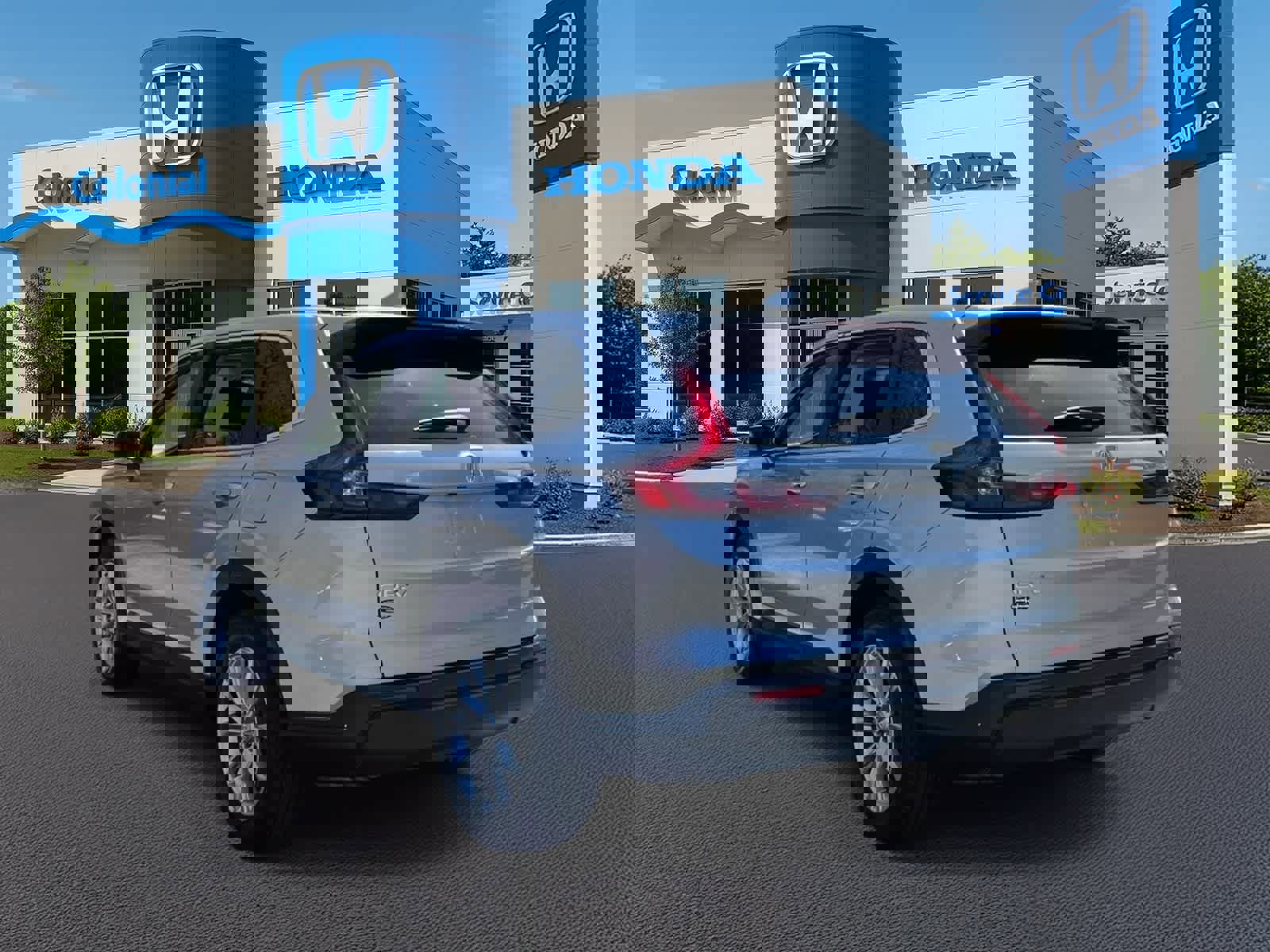 Used 2024 Honda CR-V EX image 4