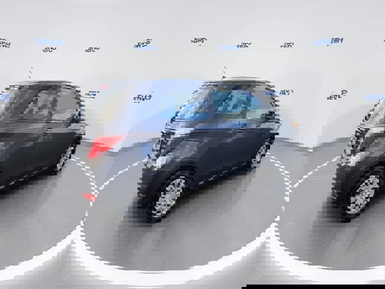 Used 2013 Toyota Yaris L image 9