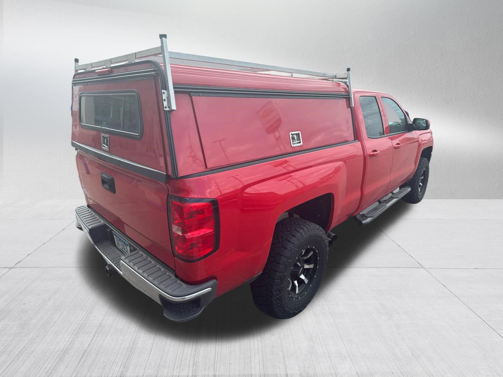 Used 2017 Chevrolet Silverado 1500 LT w/ All Star Edition AWD/4WD image 6