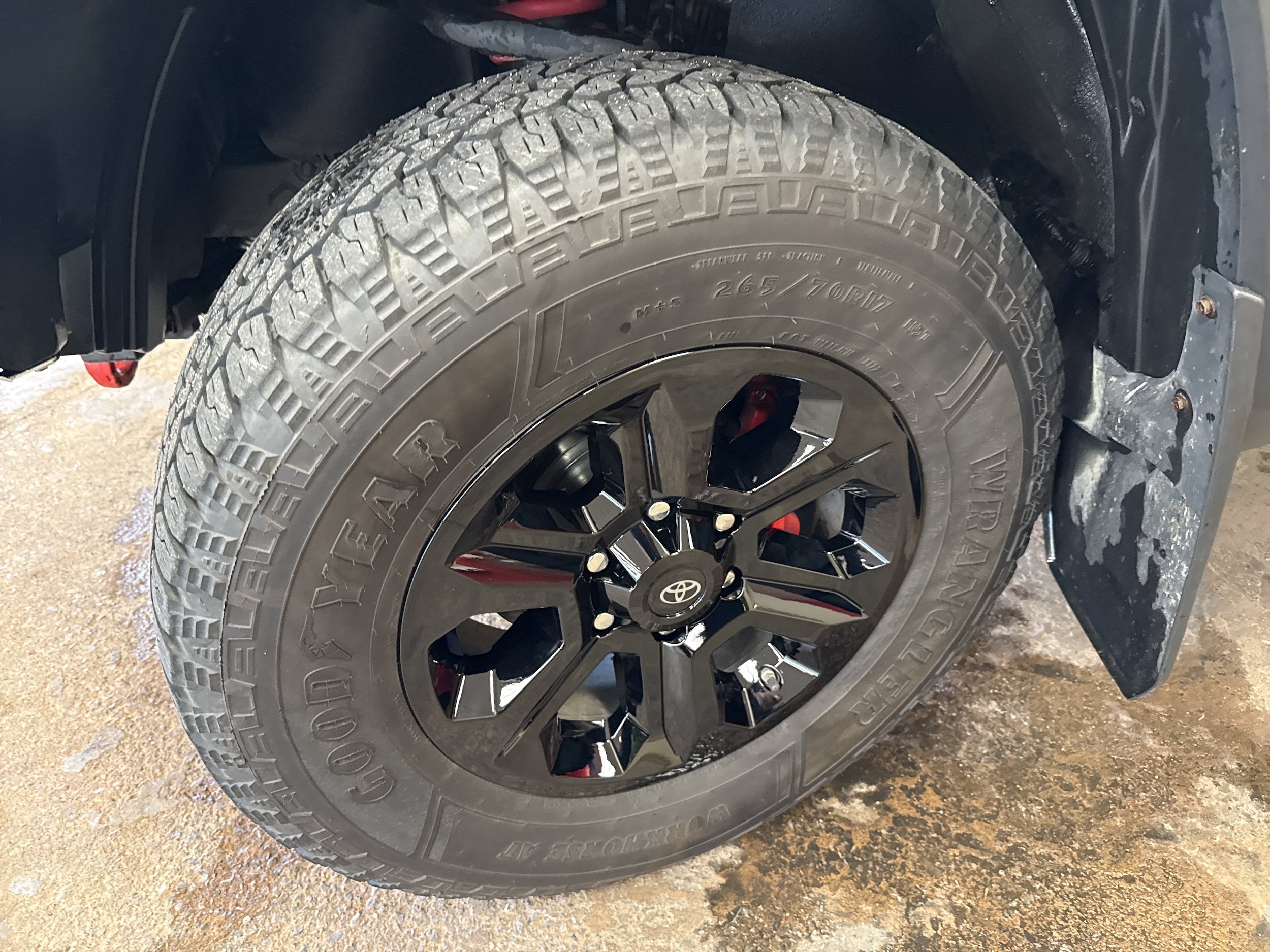 Used 2019 Toyota Tacoma TRD Pro AWD/4WD image 4