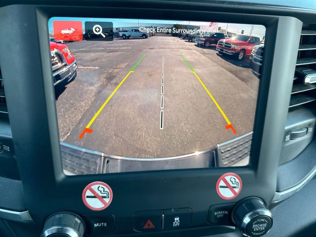 Used 2024 RAM 3500 Big Horn AWD/4WD image 17