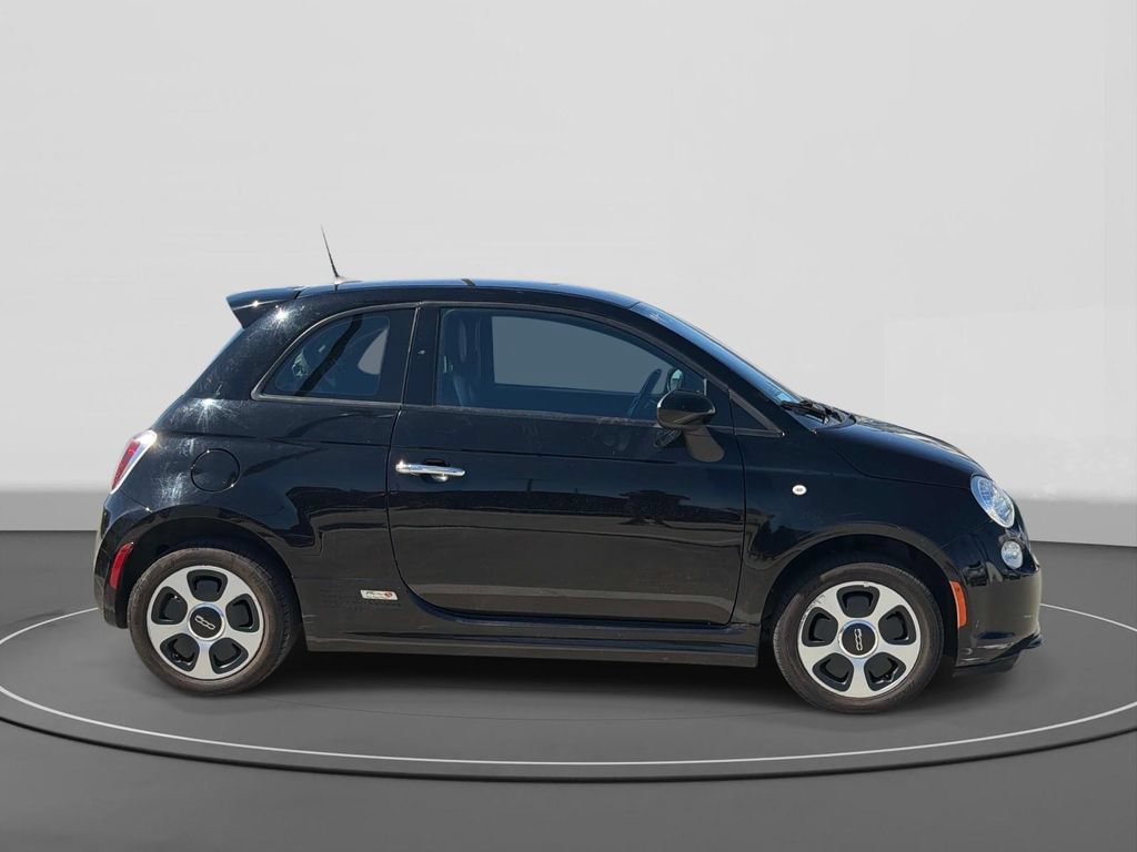 Used 2016 FIAT 500 e FWD image 4