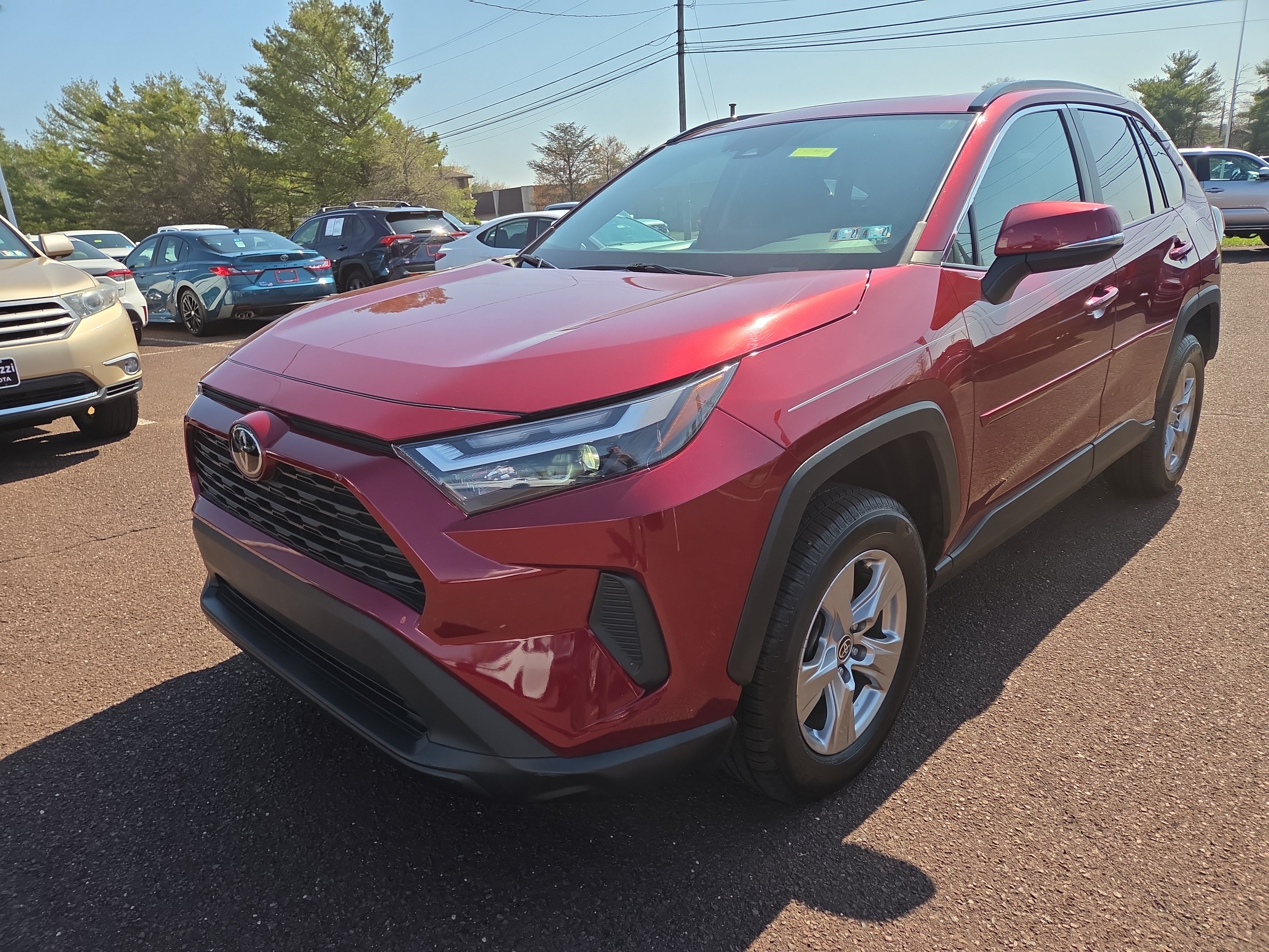 Certified 2022 Toyota RAV4 XLE w/ Convenience Package AWD/4WD image 7