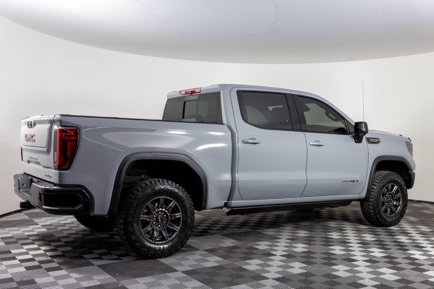 Used 2025 GMC Sierra 1500 AT4X AWD/4WD image 8