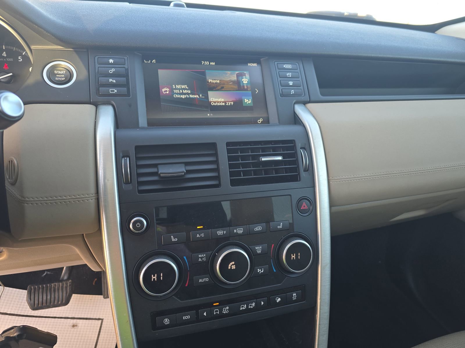 Used 2019 Land Rover Discovery Sport HSE image 19