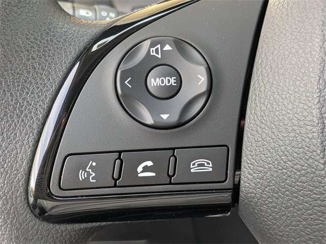 Used 2024 Mitsubishi Eclipse Cross LE image 29