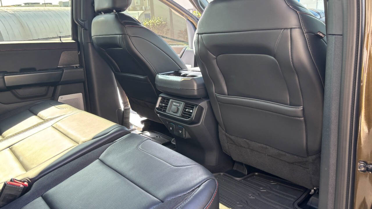Used 2025 Ford F150 Raptor image 31
