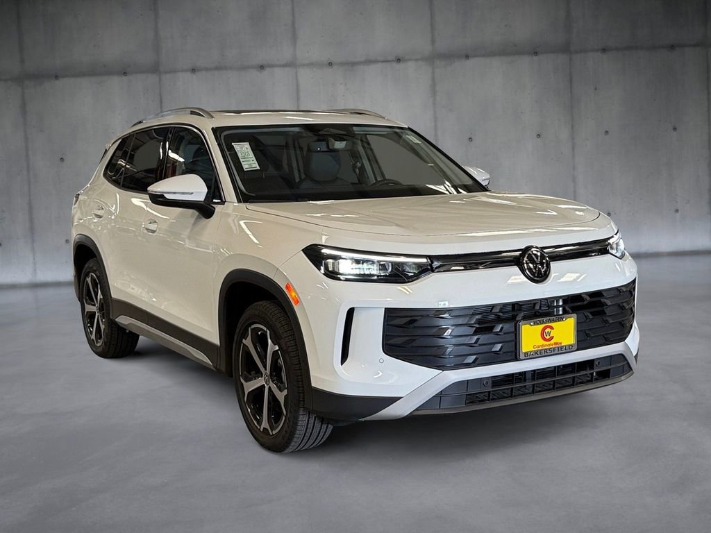 New 2026 Volkswagen Tiguan SE FWD image 7