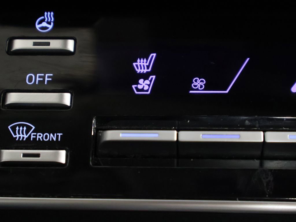 Used 2023 Hyundai Sonata Limited w/ Cargo Package FWD image 51