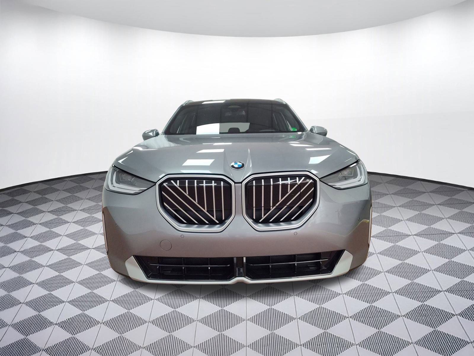 Used 2025 BMW X3 xDrive30i w/ Convenience Package image 5