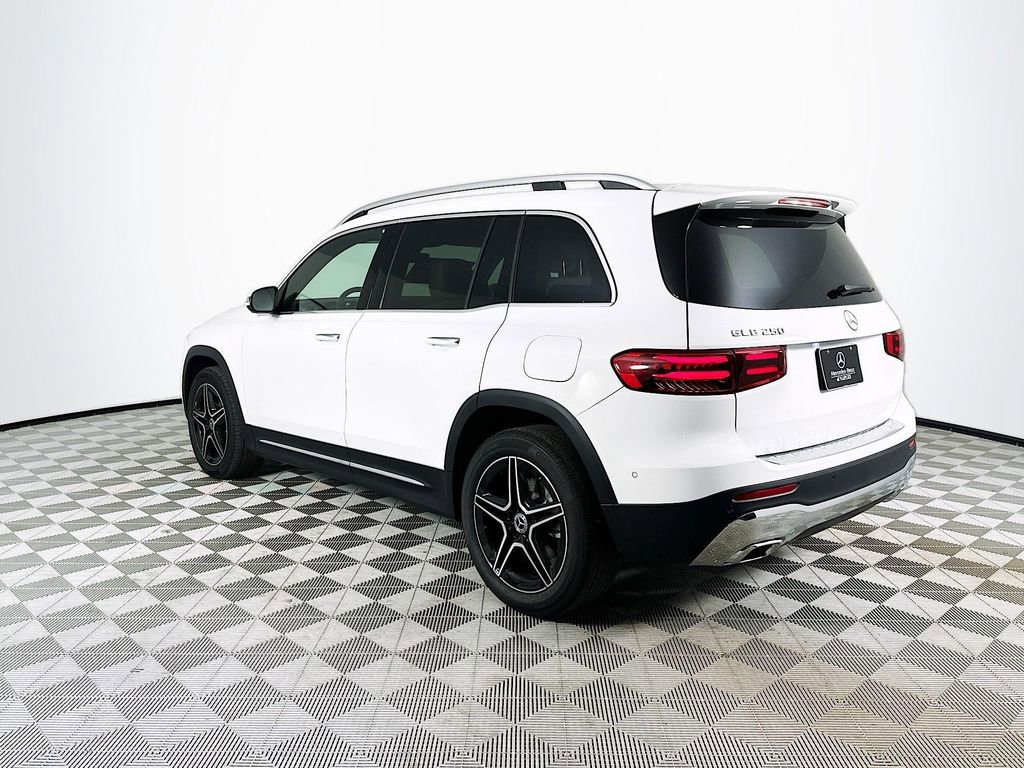 Certified 2026 Mercedes-Benz GLB 250 image 5
