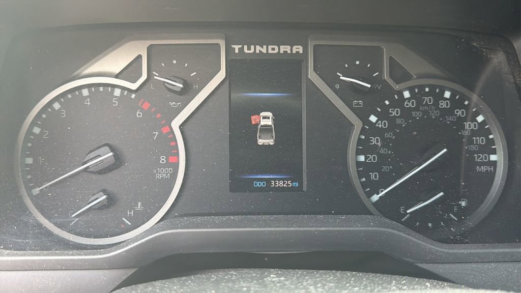 Used 2023 Toyota Tundra Limited w/ Power Package AWD/4WD image 15