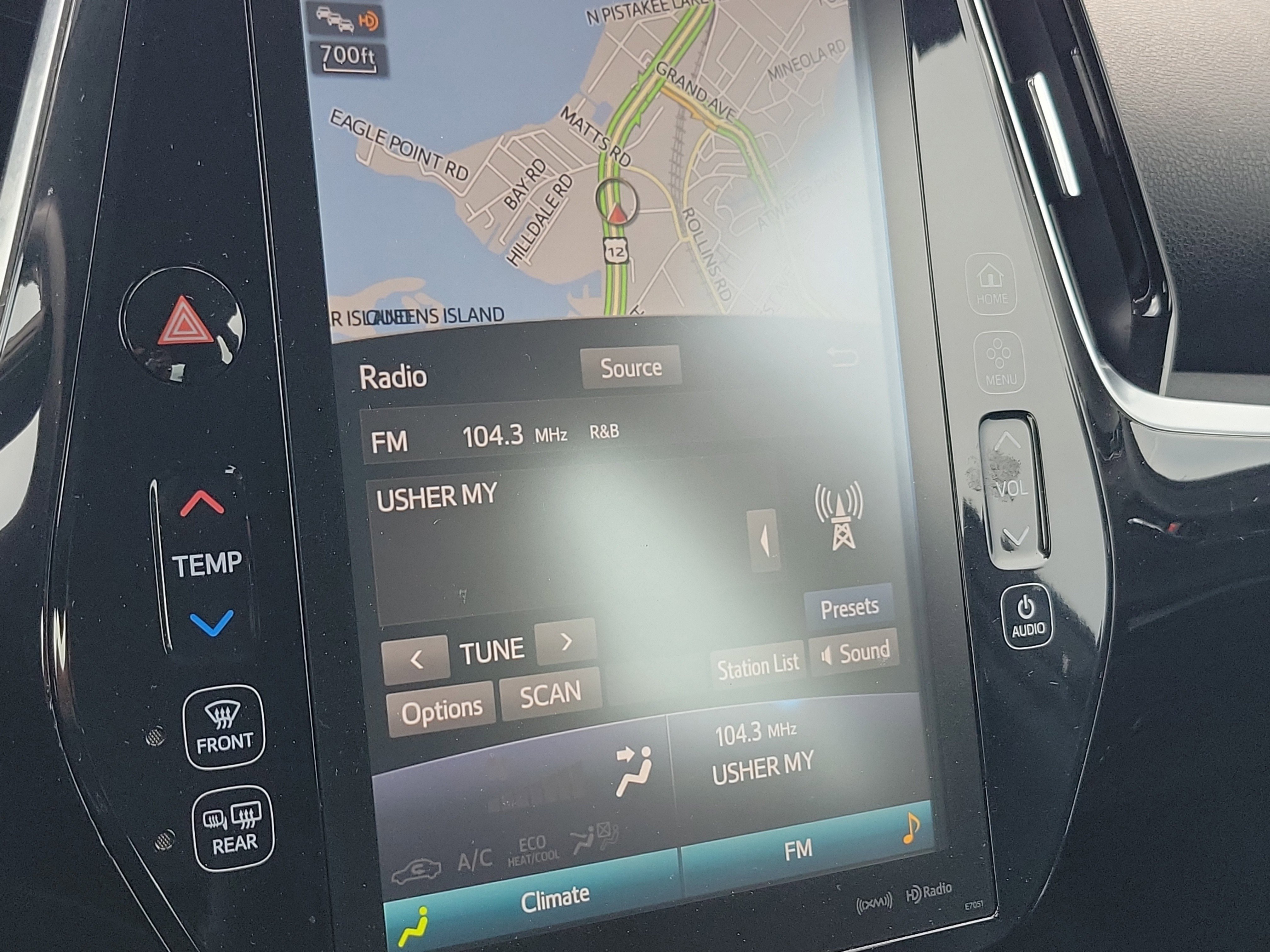 Used 2019 Toyota Prius Prime Premium image 25