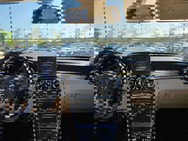 Used 2018 Mercedes-Benz C 300 Sedan w/ Multimedia Package image 18