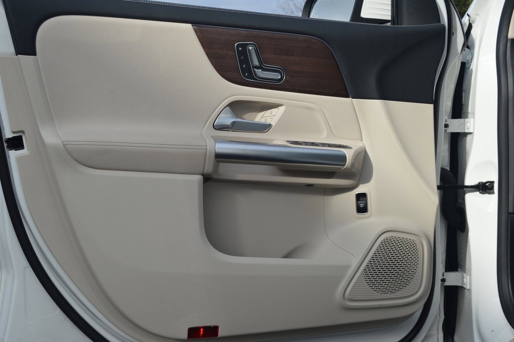 Certified 2023 Mercedes-Benz GLA 250 image 11