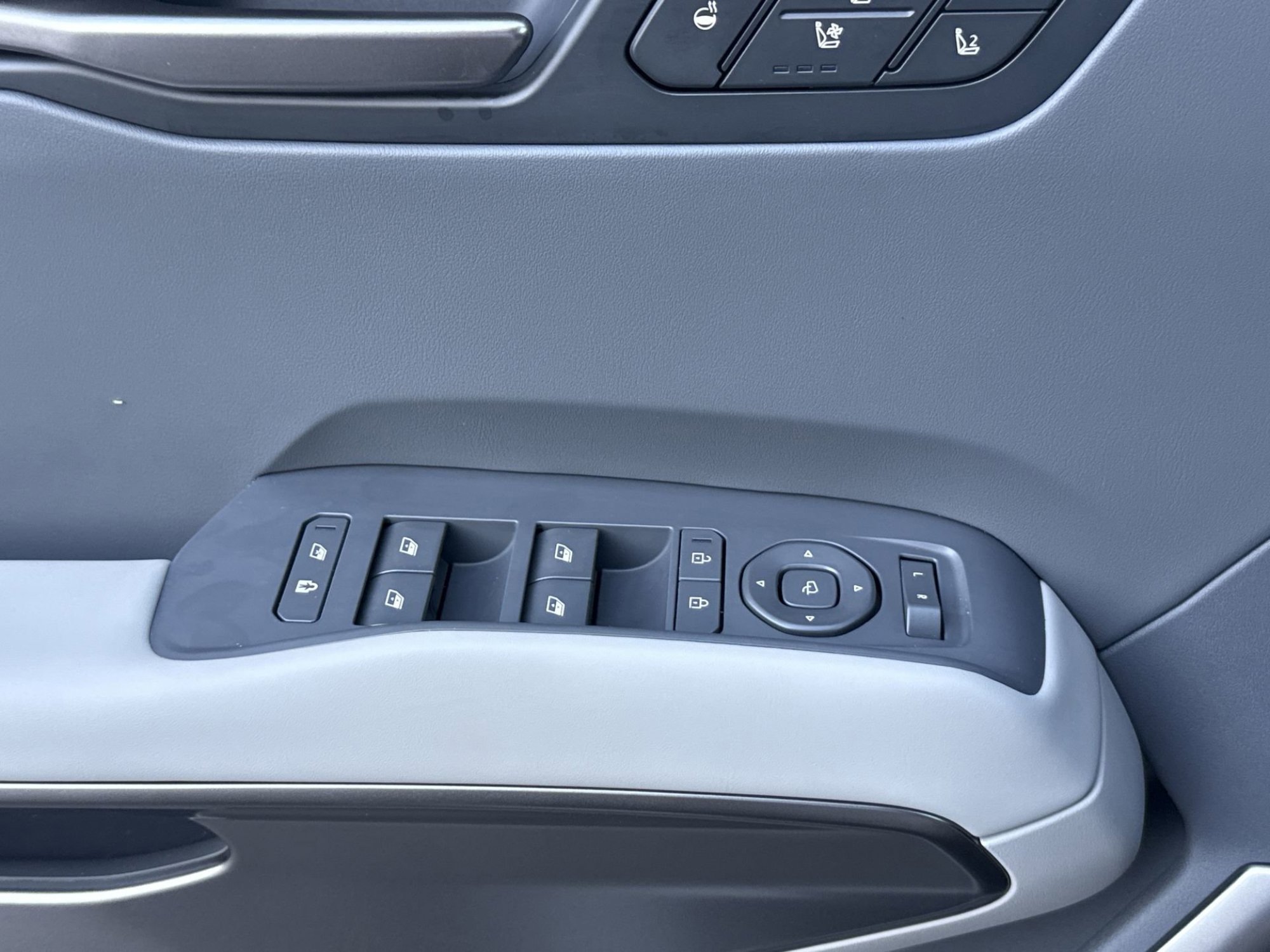 New 2026 Kia EV9 Wind image 17