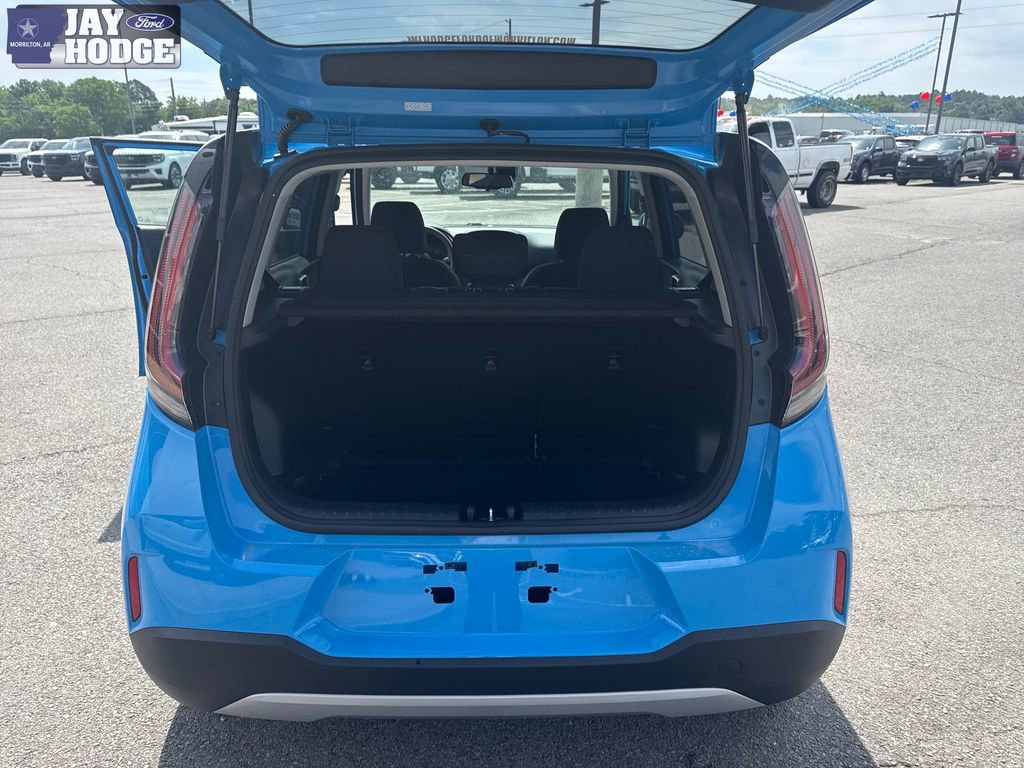 Used 2025 Kia Soul EX FWD image 28