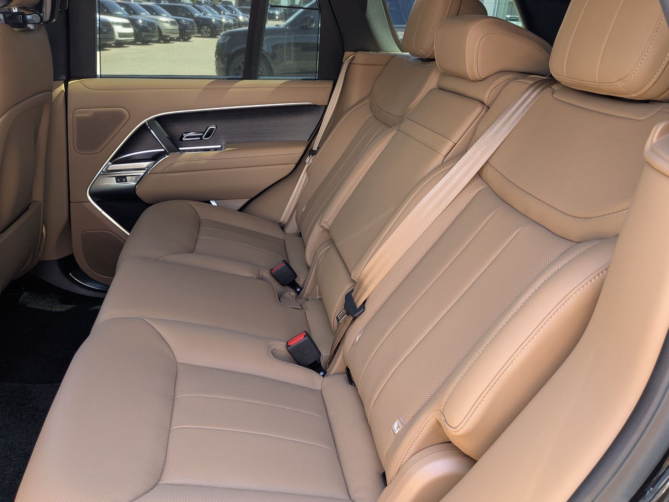 New 2026 Land Rover Range Rover SE AWD/4WD image 28