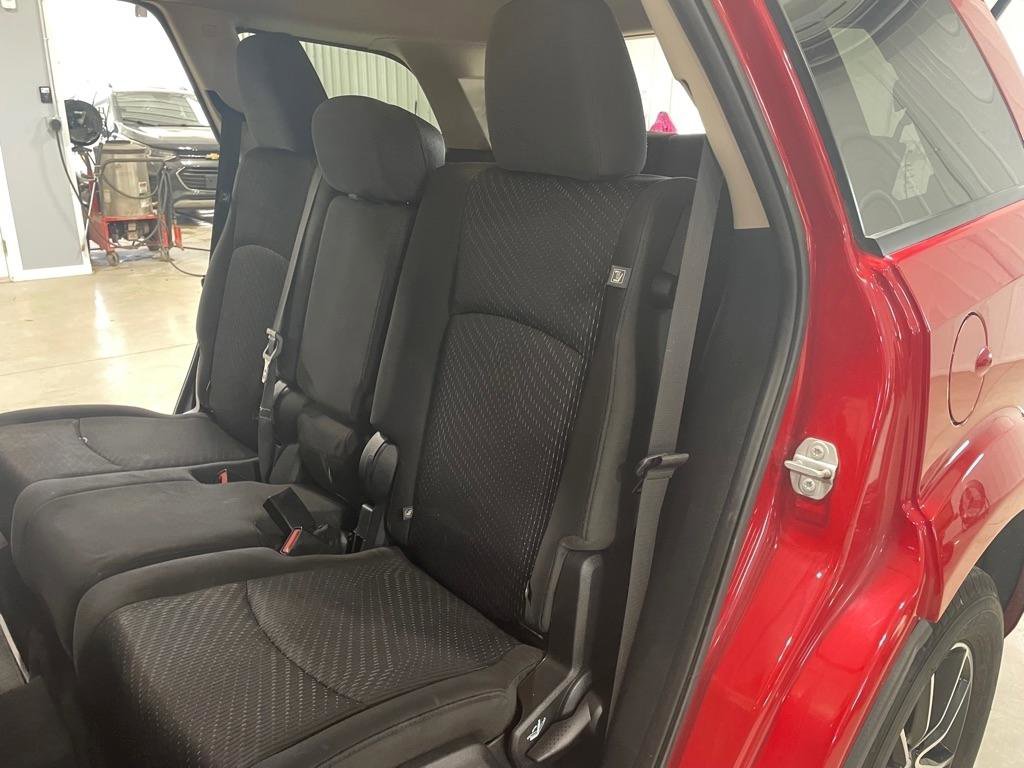 Used 2018 Dodge Journey SE w/ Blacktop Package FWD image 14