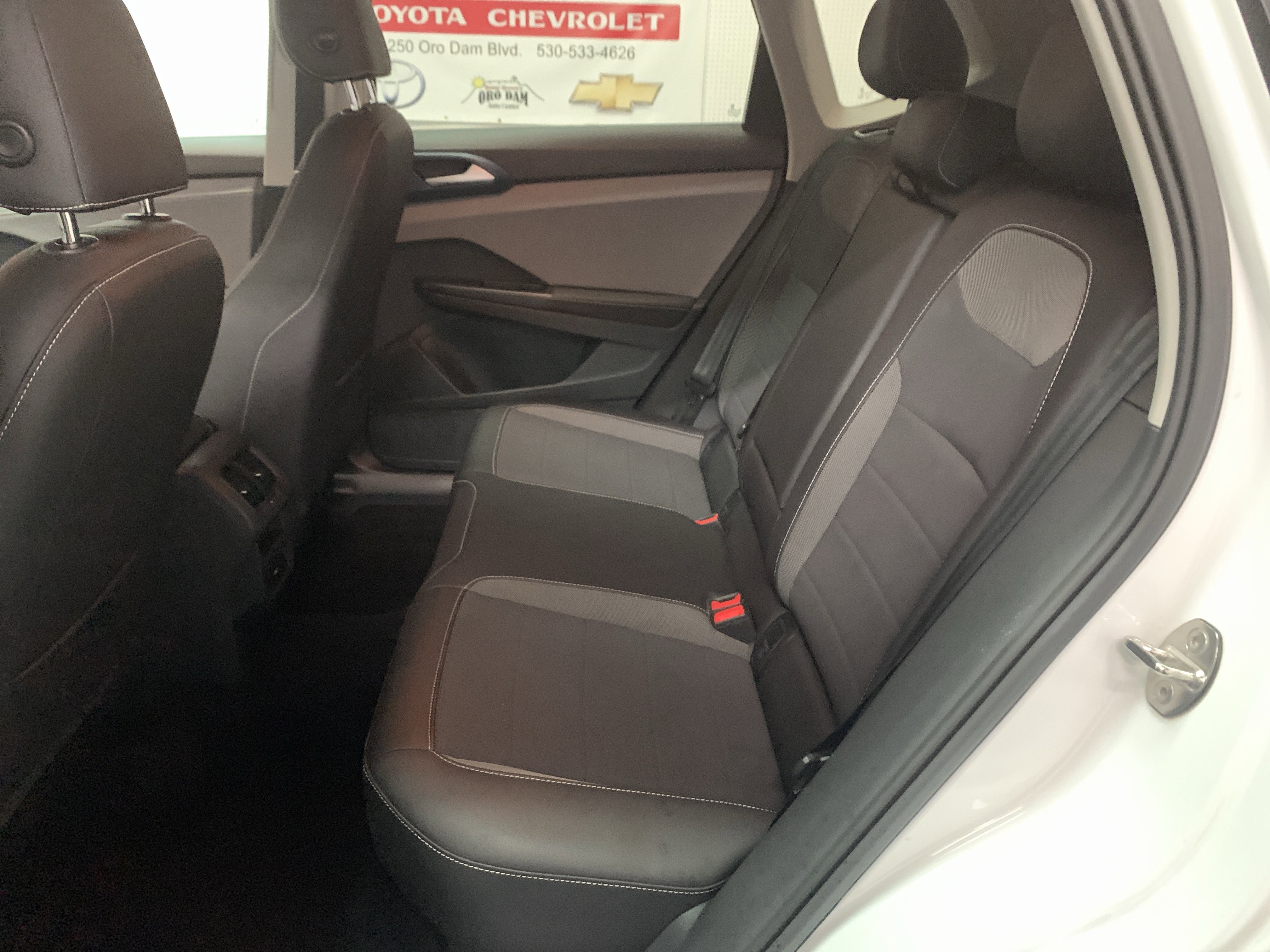 Used 2024 Volkswagen Taos SE image 13