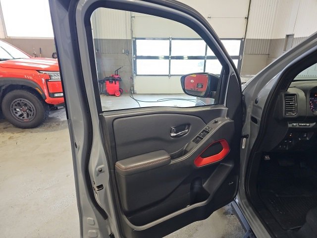 Certified 2023 Nissan Frontier PRO-4X w/ Pro-4X Premium Package image 10