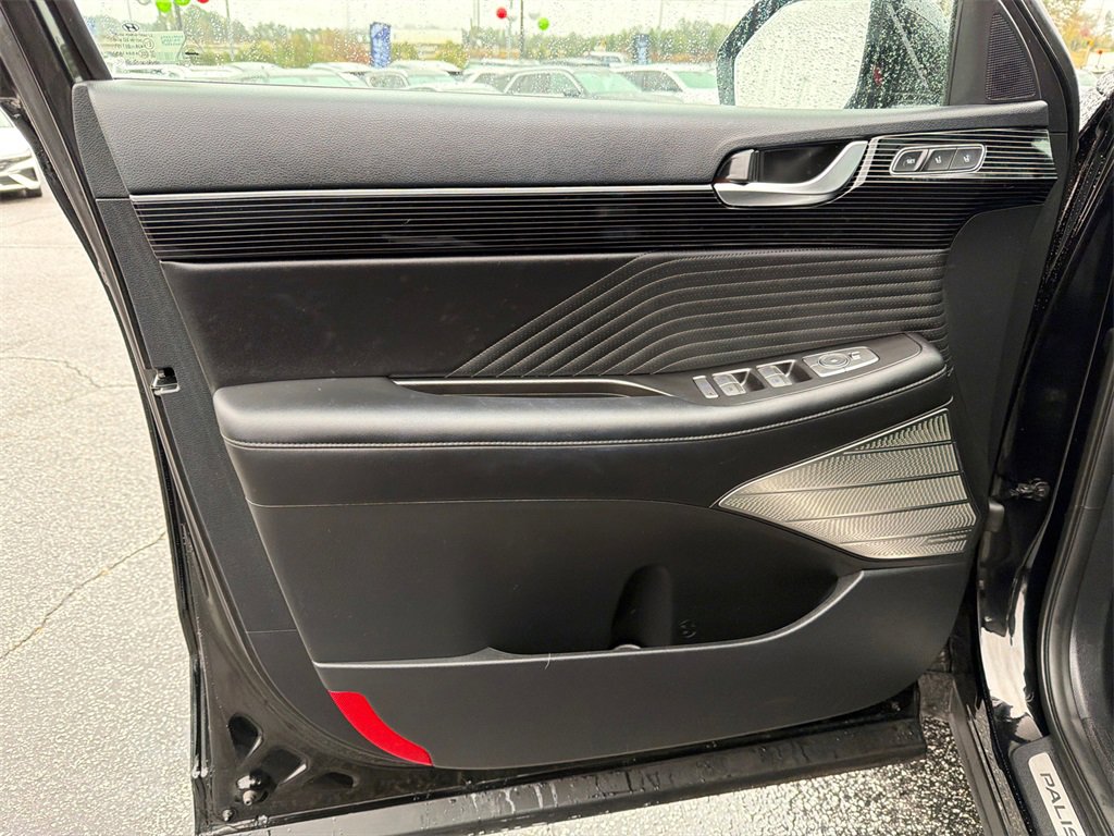 Used 2024 Hyundai Palisade Calligraphy image 10