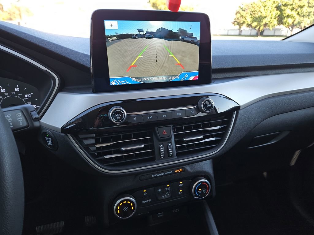 Used 2022 Ford Escape SE image 21