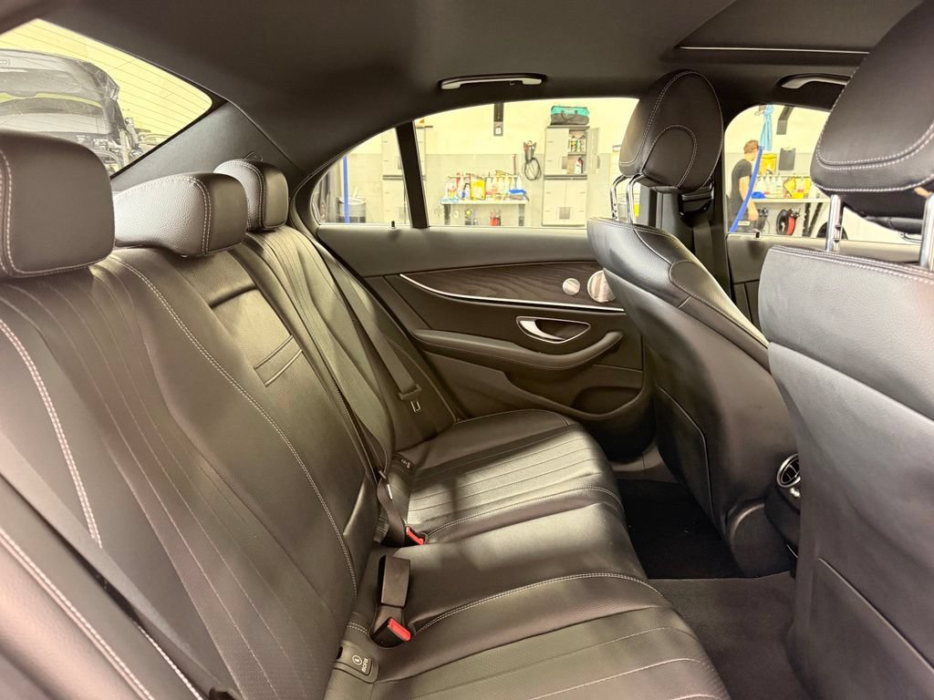 Used 2023 Mercedes-Benz E 350 4MATIC Sedan image 27