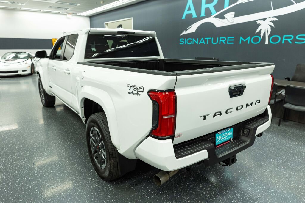 Used 2024 Toyota Tacoma TRD Sport image 7