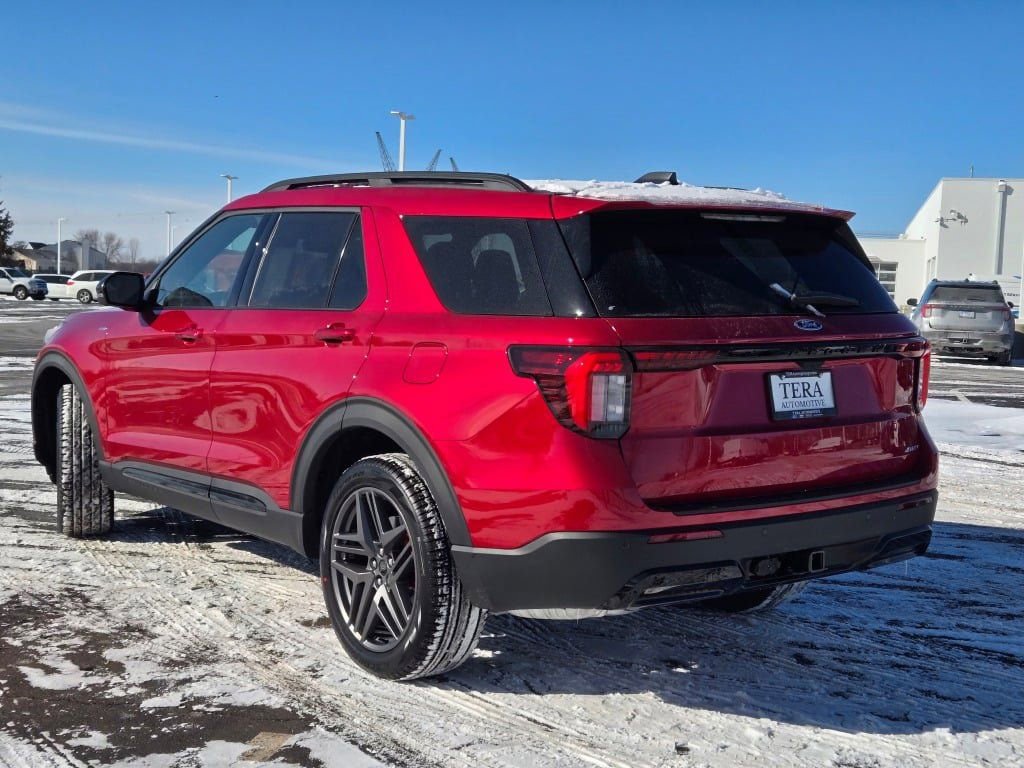 New 2026 Ford Explorer ST-Line w/ ST-Line Street Pack image 17