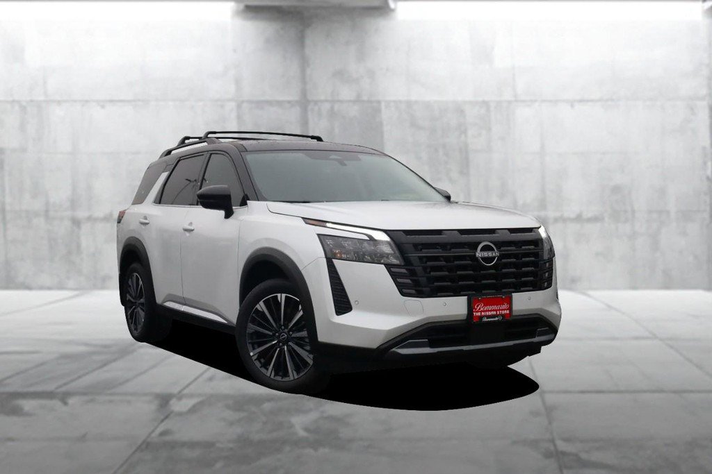 New 2026 Nissan Pathfinder Platinum w/ Cargo Package image 2