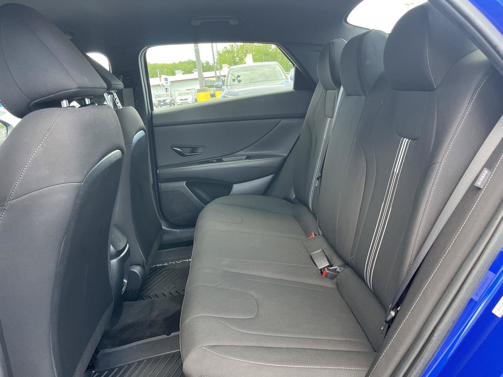 Used 2025 Hyundai Elantra Sport FWD image 14