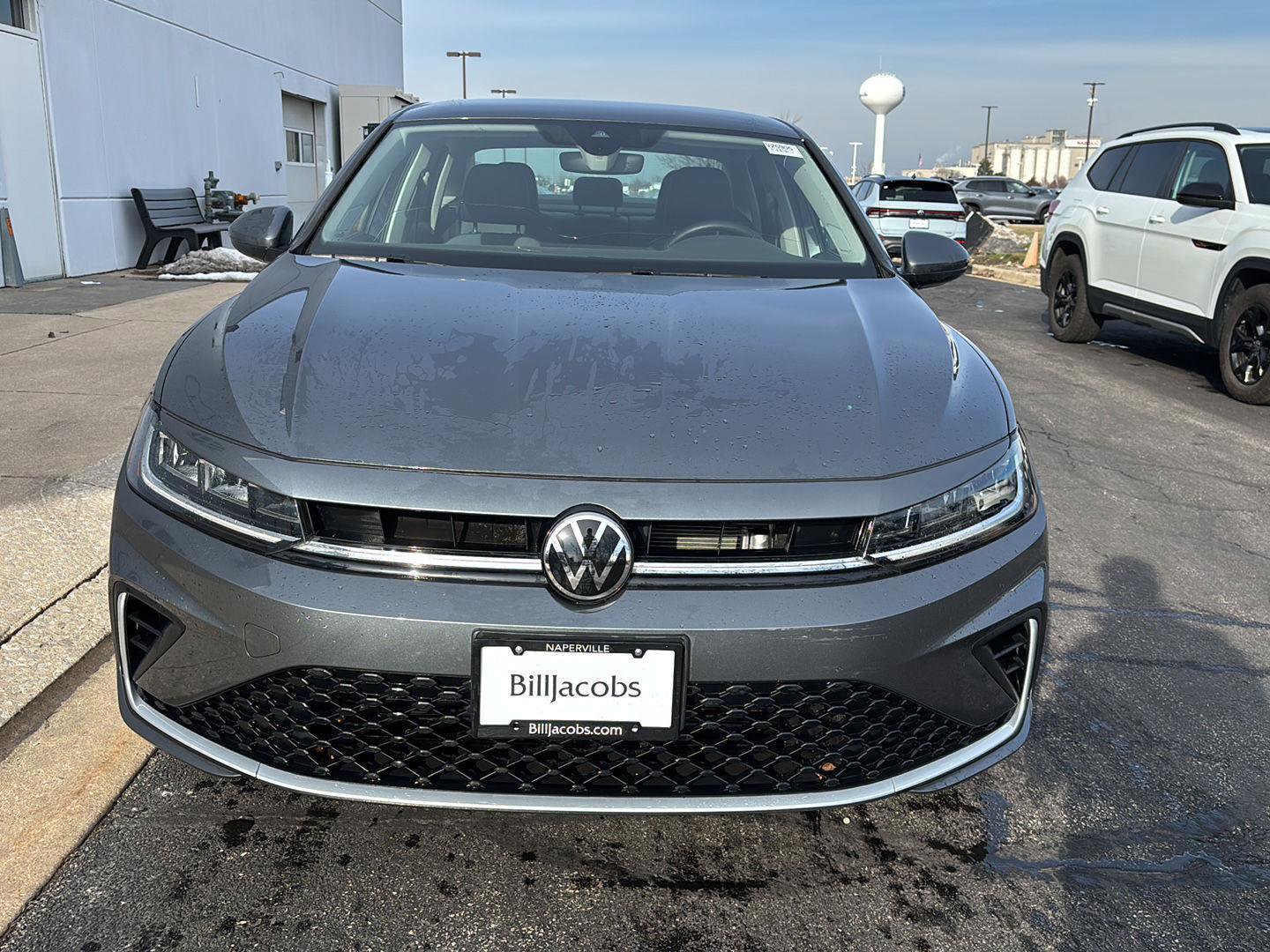 Used 2025 Volkswagen Jetta SE image 3