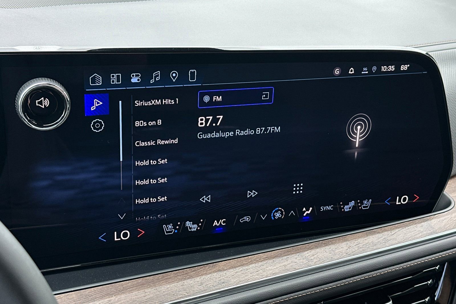 New 2026 Chevrolet Suburban High Country w/ LPO, Illumination Package image 19