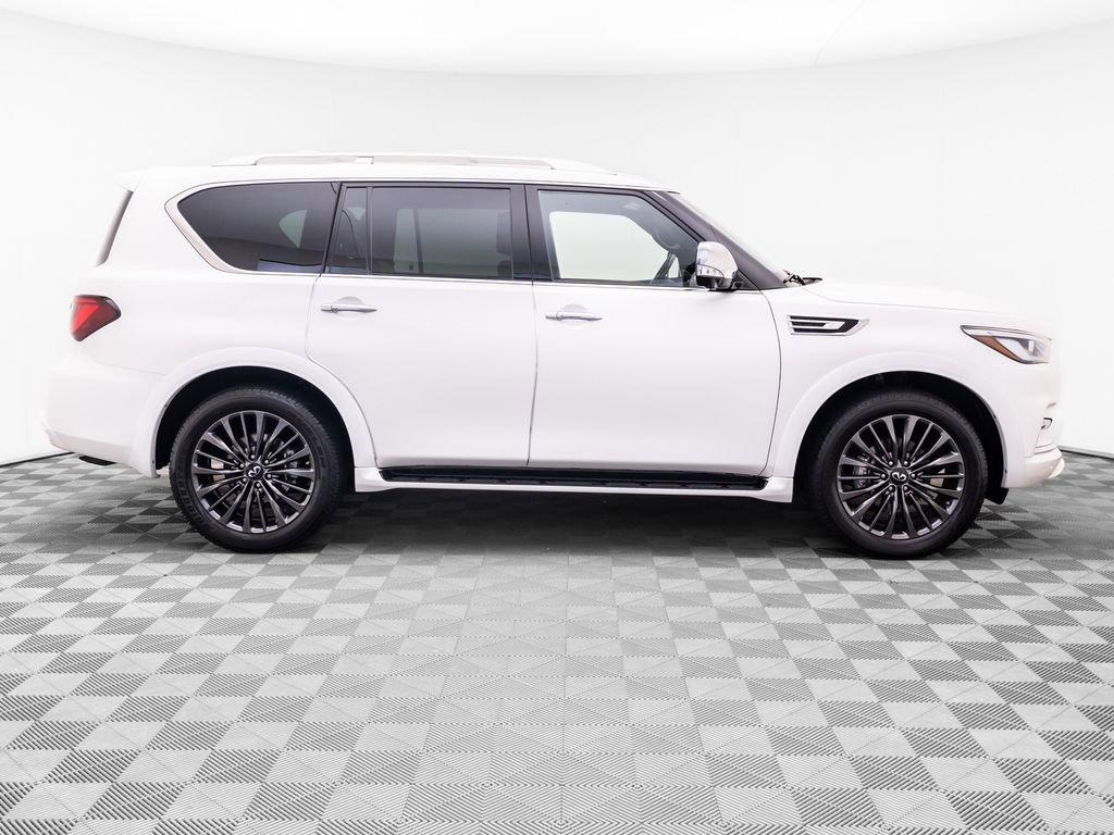 Used 2023 INFINITI QX80 Sensory w/ All-Season Package AWD/4WD image 7