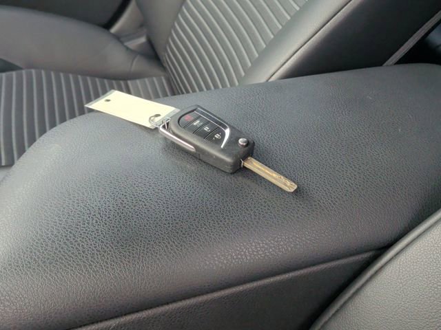 Used 2023 Toyota Camry SE FWD image 30