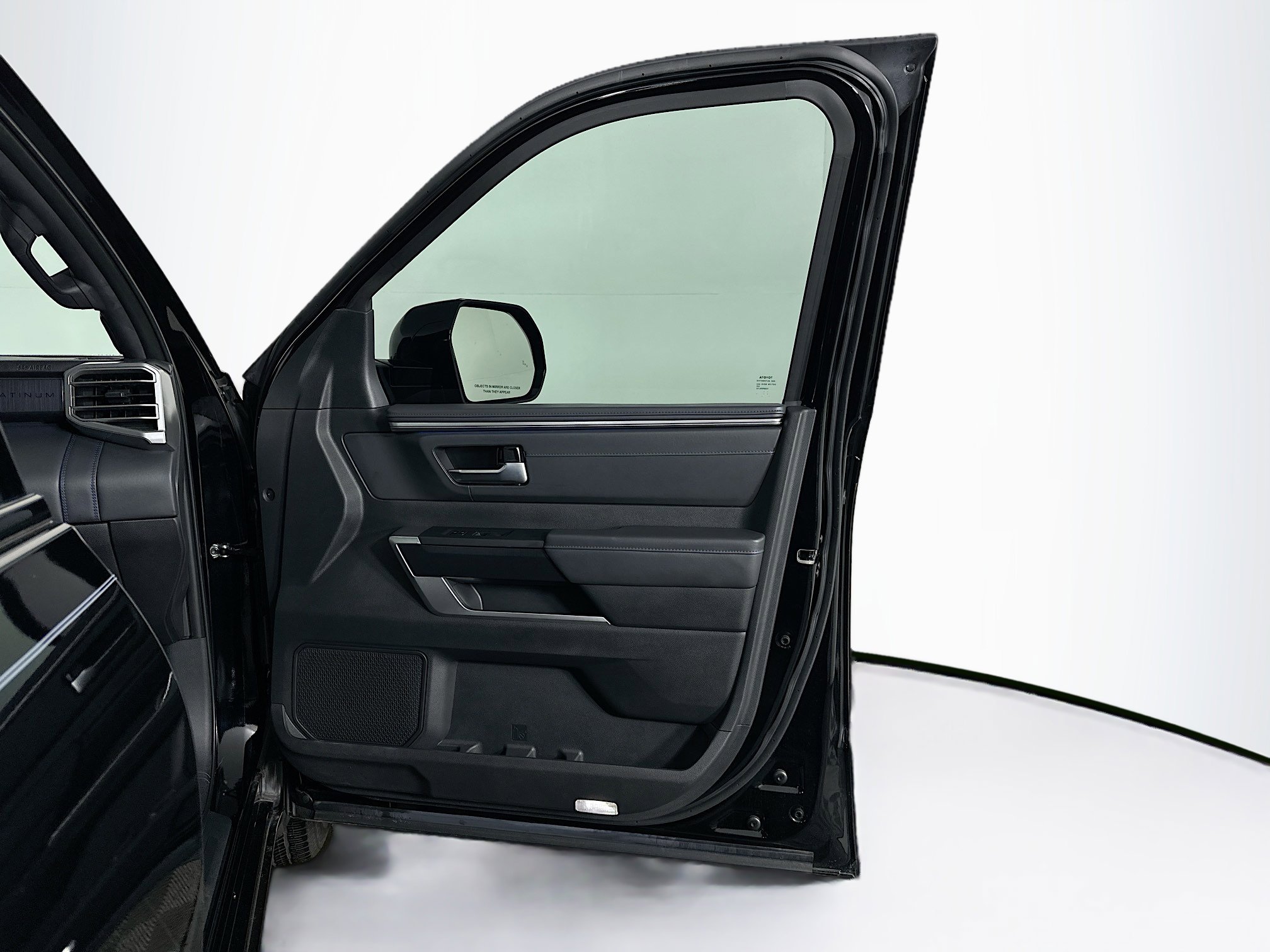 Used 2024 Toyota Tundra Platinum image 32