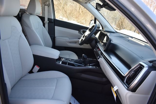 New 2026 Kia Sorento S AWD/4WD image 13
