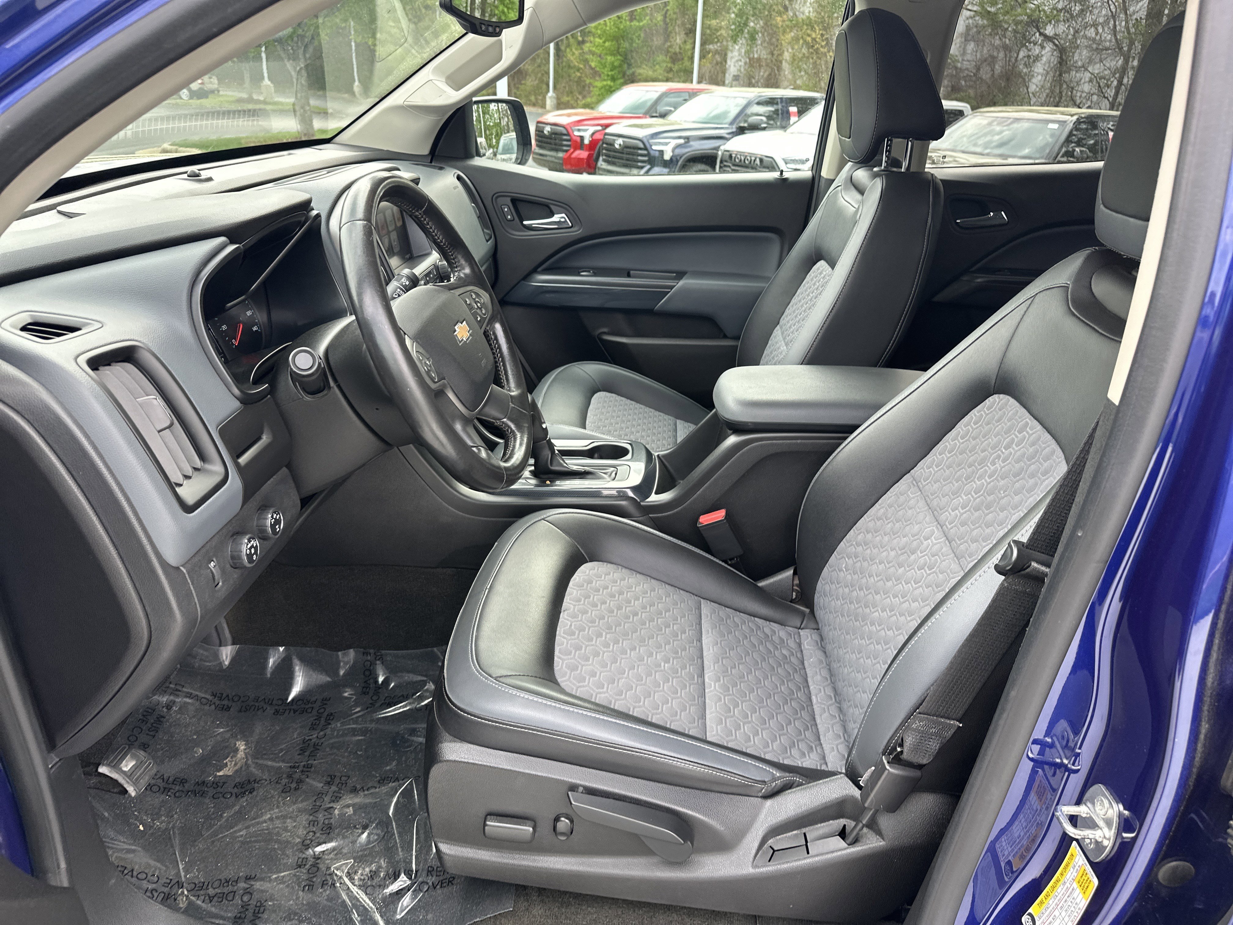 Used 2015 Chevrolet Colorado Z71 image 16