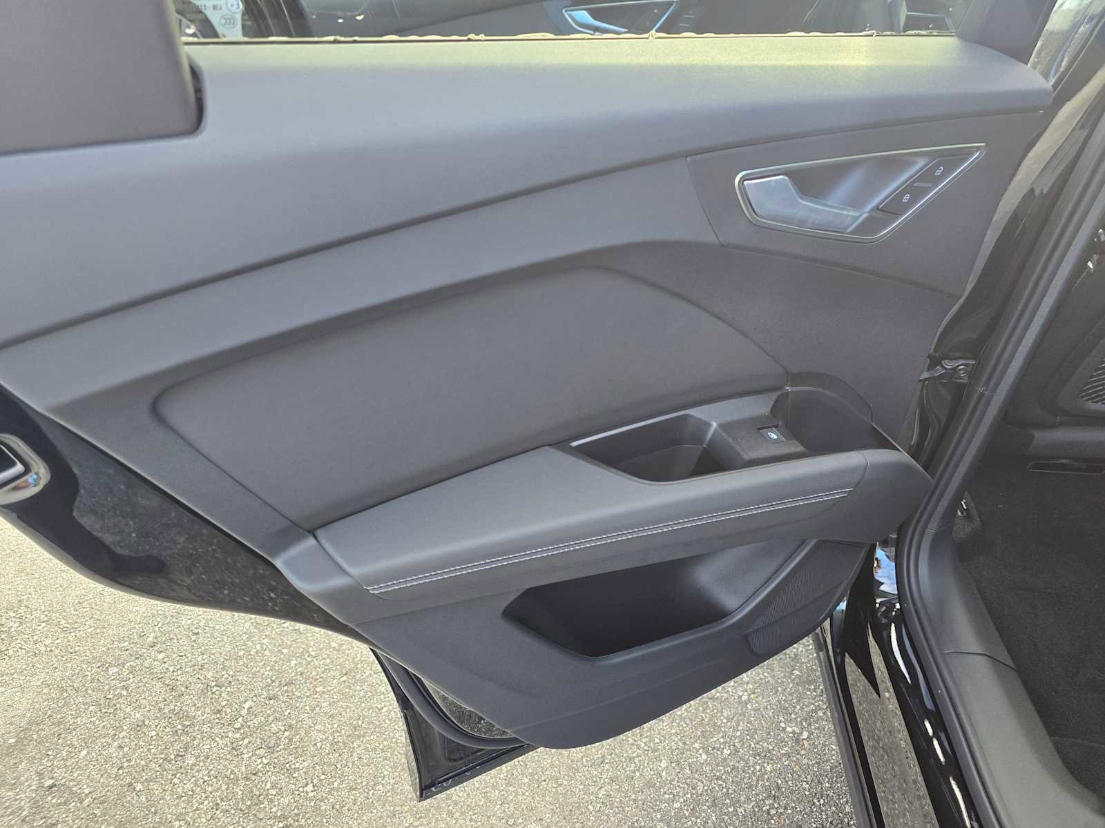 New 2026 Audi Q4 e-tron Premium image 19