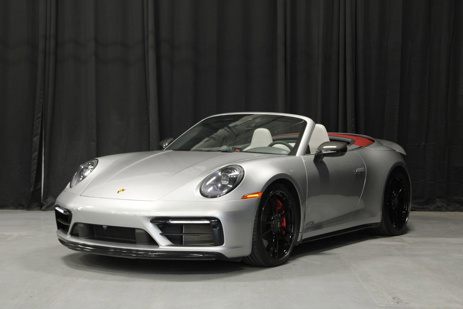 Certified 2024 Porsche 911 Carrera 4 GTS w/ Premium Package AWD/4WD image 37